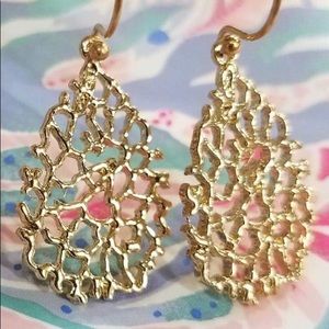 ✨new✨ gold coral inspired dangle earrings